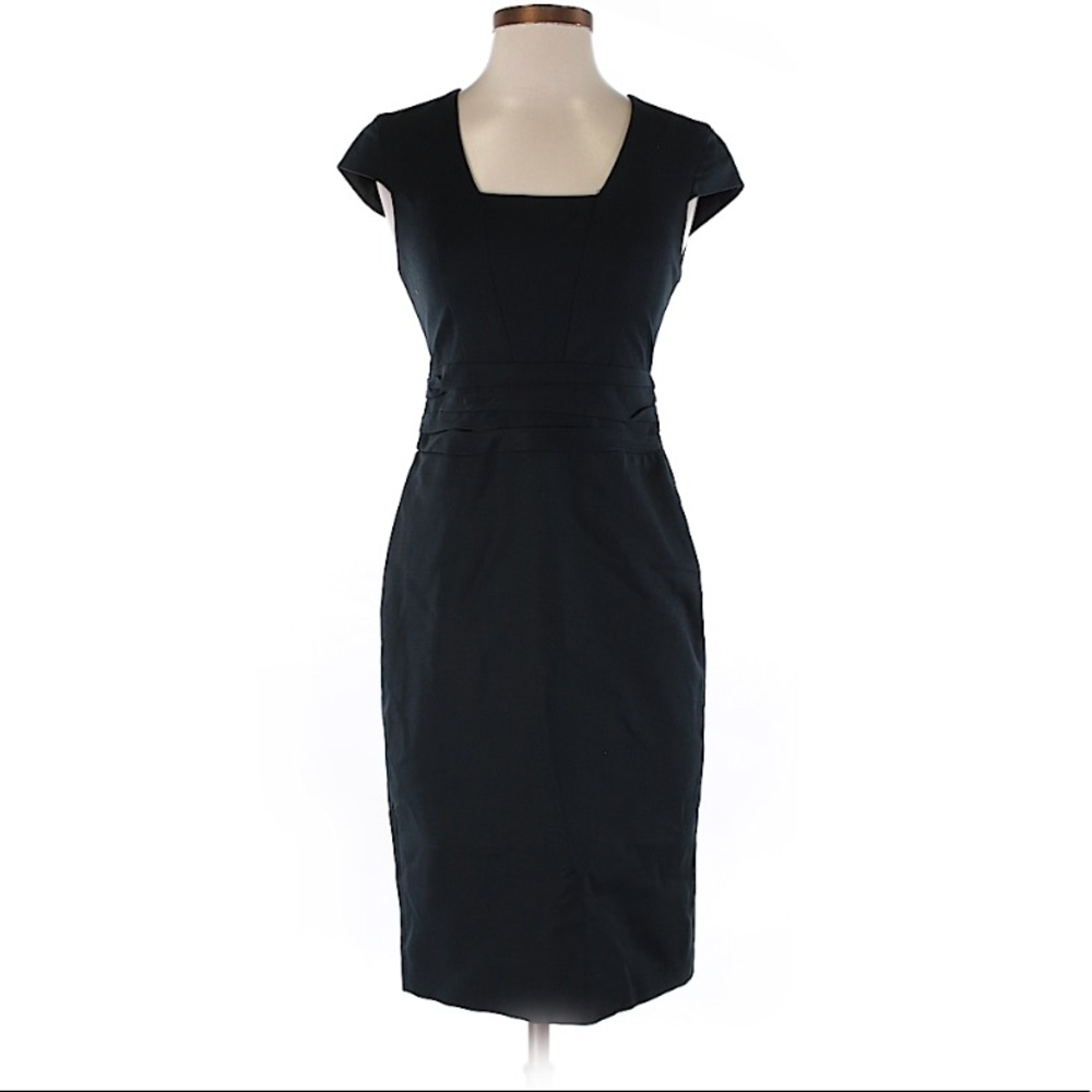 EUC 🎉 BR Sheath Shift Dress, Sz 0 😍